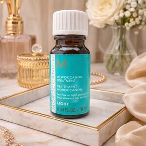 Moroccanoil Light Treatment For Fine or Light Colored Hair 10ml 0.34oz